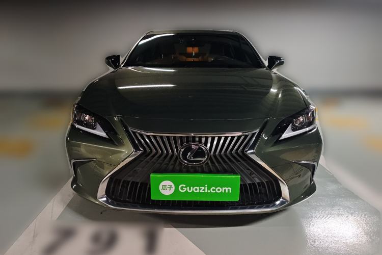 Used Lexus ES 2020 200 Excellence Edition