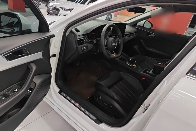 Used Audi A4L 2022 40 TFSI Fashion Dynamic Model