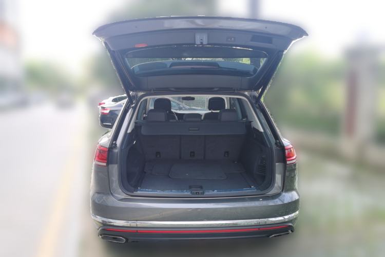 Used Volkswagen Touareg 2021 2.0 TSI Ruiyi Edition