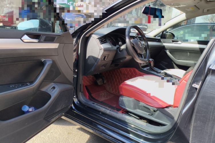 Used Volkswagen Magotan 2019 280TSI DSG Comfort Model China VI Standard Driver Seat