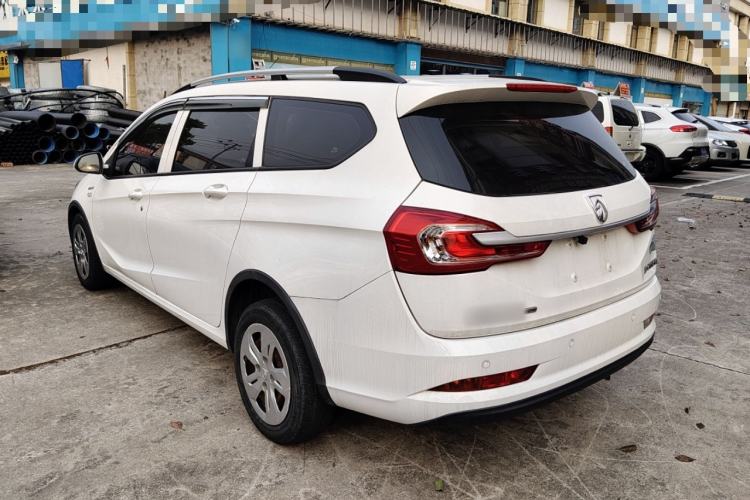 Used Baojun 310W 2017 1.5L Manual Comfort Version China V Rear Left 45 Deg