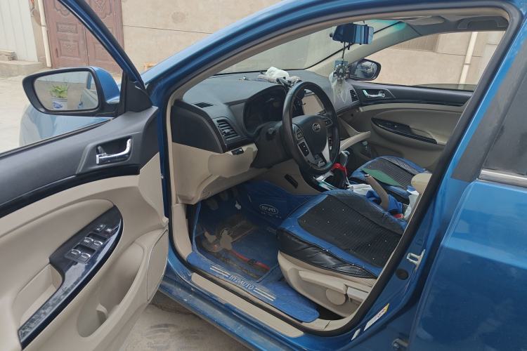 Used BYD Surui 2012 1.5L Manual Luxury Version Driver Seat