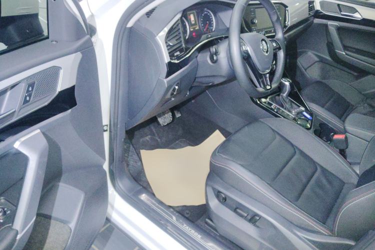 Used Volkswagen Tayron 2019 330TSI Two-Wheel Drive Luxury Model China VI Standard