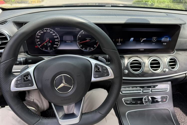Used Mercedes-Benz E-Class 2018 E 200 L Sport Edition Interior 8