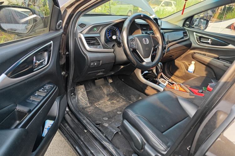 Used Honda Crider 2013 1.8L automatic luxury edition