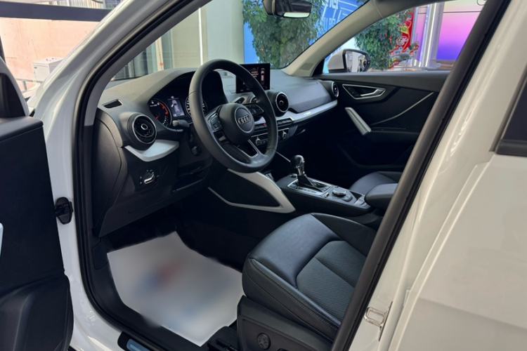 Used Audi Q2L 2018 35 TFSI Fashion Elegant Version China V Interior 2