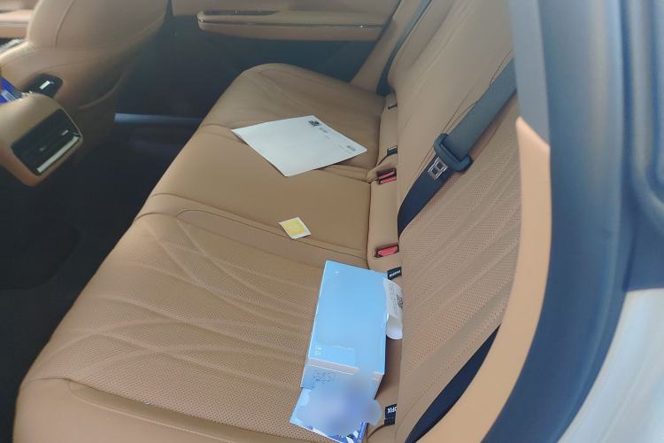 Used Geely Galaxy Galaxy 8 2025 130km EM-i Flagship Edition
