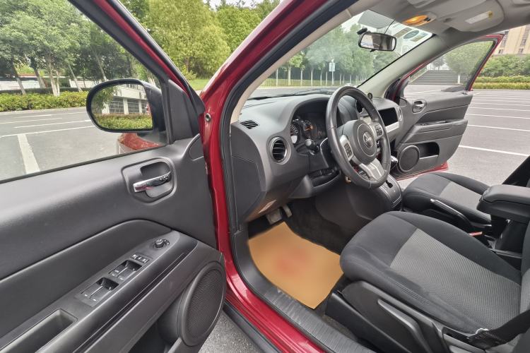 Used Jeep Compass 2014 Revised Version 2.0L Two-Wheel Drive Entry-Level Edition