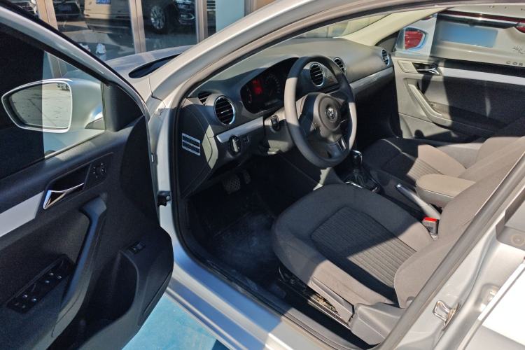 Used Volkswagen Jetta 2015 Value Edition 1.6L Automatic Comfort Version
