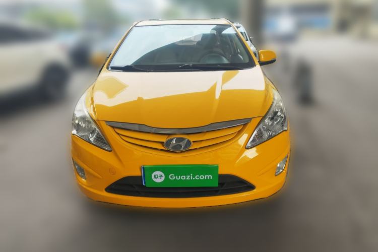 Used Hyundai Verna (older generation) 2010 Sedan 1.4L Automatic Luxury GLS Trim
