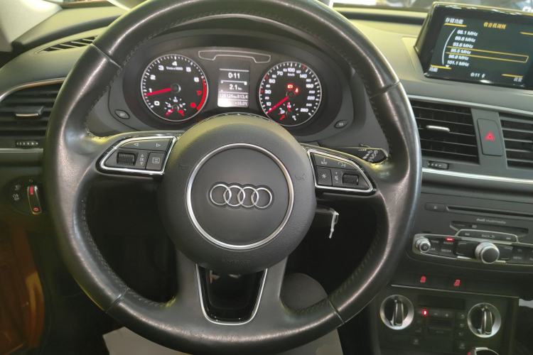 Used Audi Q3 2015 30 TFSI Comfort Model