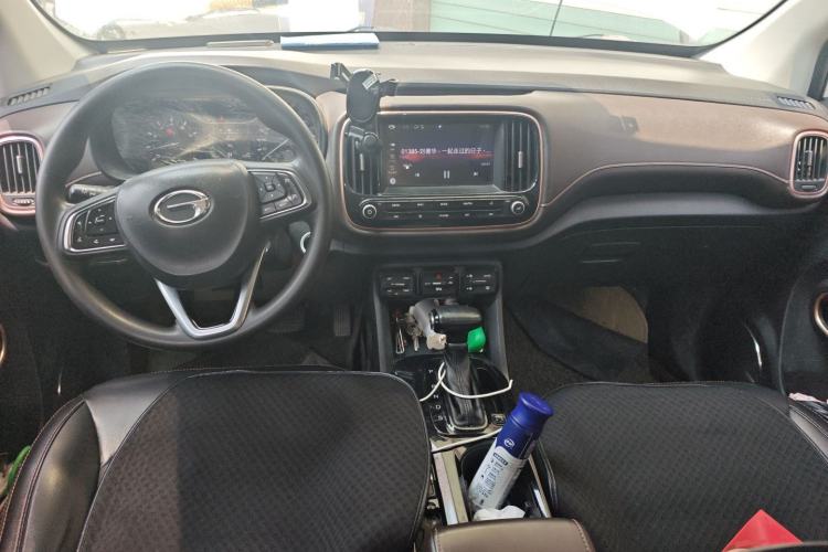 Used GAC Trumpchi GS3 2017 200T Automatic Luxury Edition Center Console