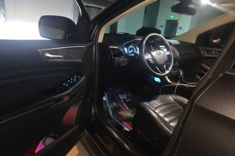 Used Ford Edge 2015 2.0T GTDi 4x4 High-Grade Model