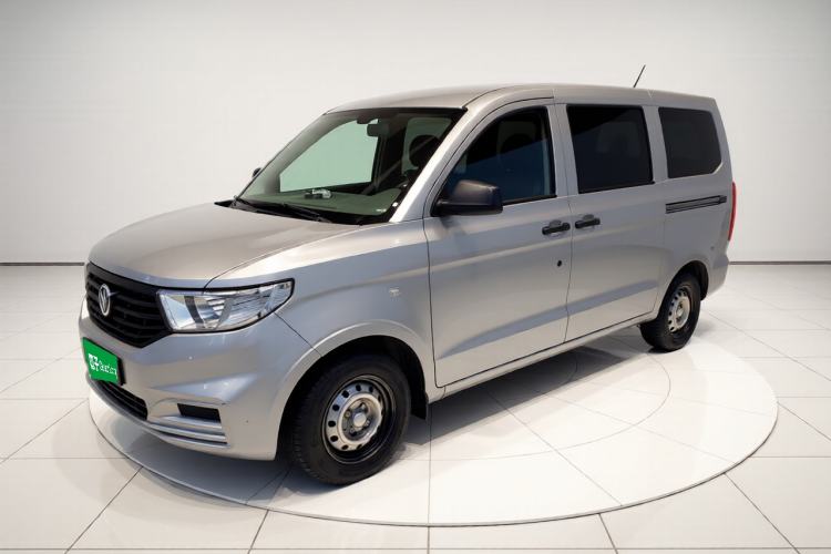 Used Wuling Hongguang V 2022 1.5L Jingqu Version Hydraulic Power Steering LAR