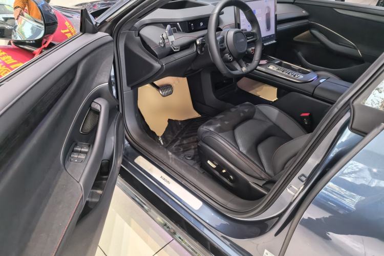 Used Xiaomi Auto SU7 2024 Four-Wheel Drive Ultra-Long Range Advanced Intelligent Driving Max Edition