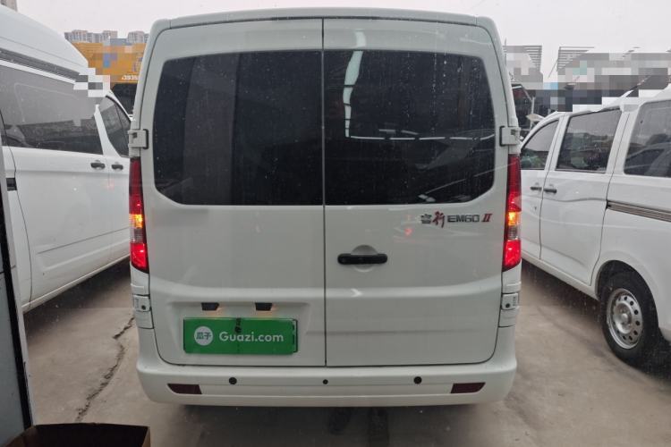 Used Chana Ruixing EM60 2025 Model, Passenger Version—Comfortable Type, 6 Seats, 240 km, Side Doors, 60 kW