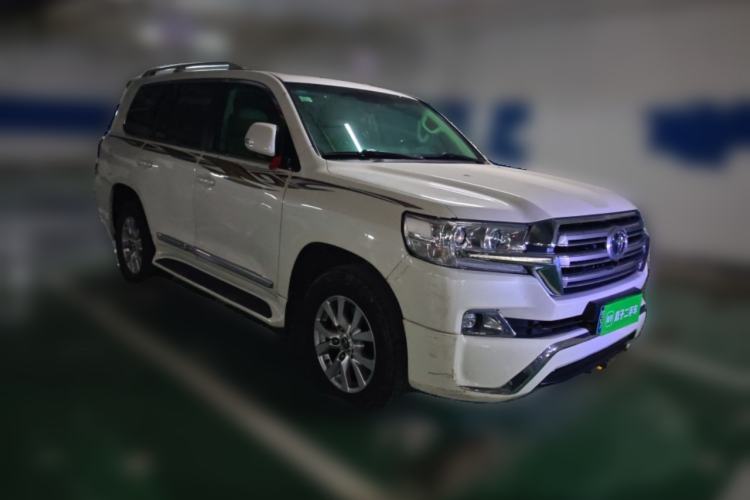 Used Toyota Land Cruiser 2019 4.0L GX-R GT Dual Fuel Sunroof Velvet Interior – Middle East Specification
