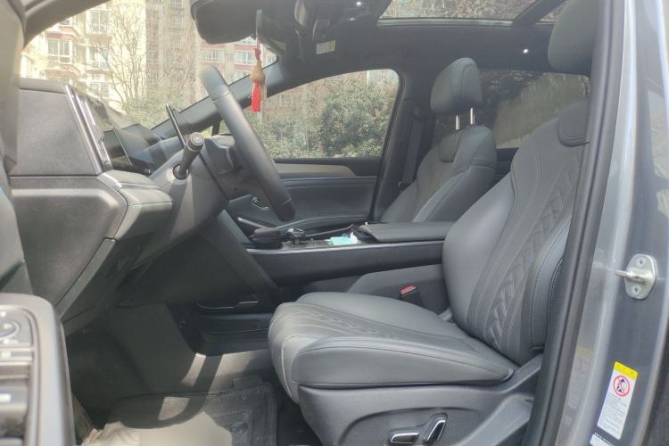 Used BYD Song L DM-i 2025 Intelligent Driving Version 160 km Beyond-Range Type Left Front Seat