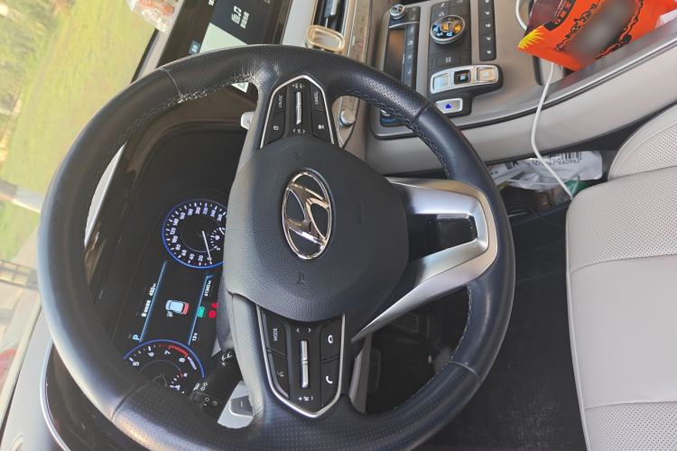 Used Hyundai Palisade 2021 3.5L Automatic 4x4 GLS Steering Wheel