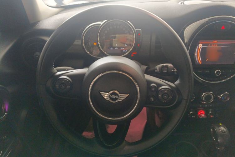Used MINI MINI 2015 1.5T COOPER Fun Five-Door Edition