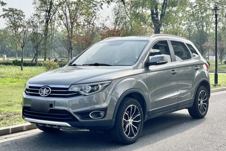 Used FAW Senya R7 2016 1.6L Manual Luxury Model