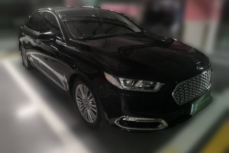 Used Ford Taurus 2015 EcoBoost 245 Luxury Model Front Right 45 Deg