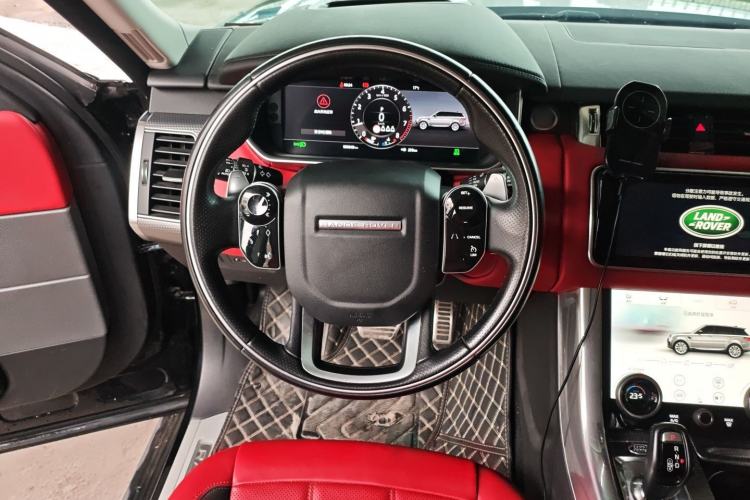 Used Land Rover Range Sport 2019 3.0 L6 HSE DYNAMIC Steering Wheel