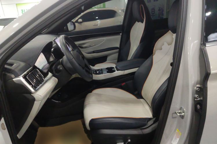 Used BYD Song PLUS New Energy 2024 Honor Edition EV 520km Luxury Model
