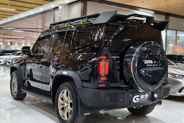 Used JETOUR Traveler 2023 2.0T Four-Wheel Drive Conqueror