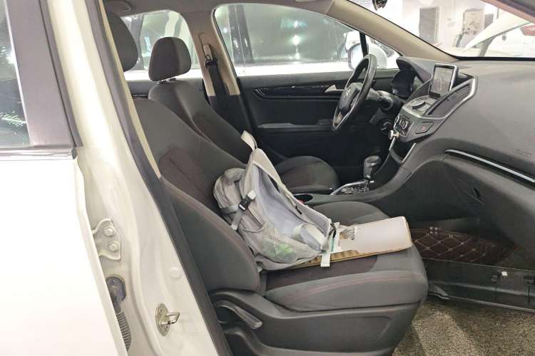 Used Dongfeng Aeolus AX5 2017 1.4T Automatic Qushang Model