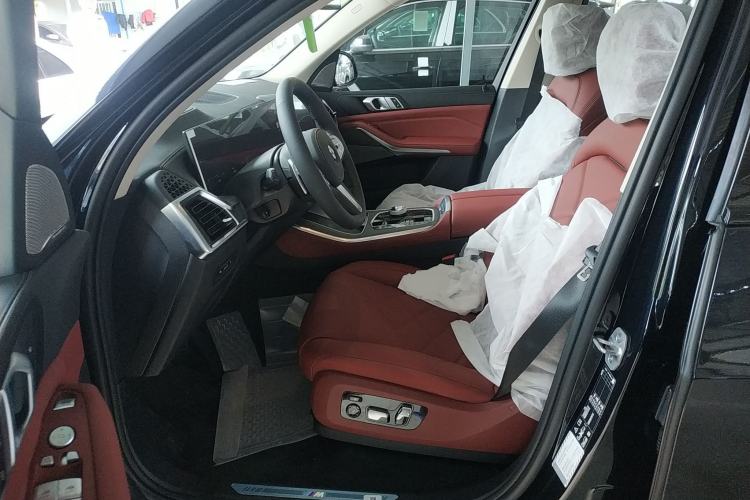 Used BMW X5 2026 Model, Facelifted xDrive 30Li Premium M Sport Night Package
