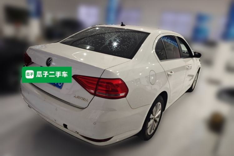 Used Volkswagen Lavida 2015 1.6L Automatic Comfort Edition Rear Right 45 Deg