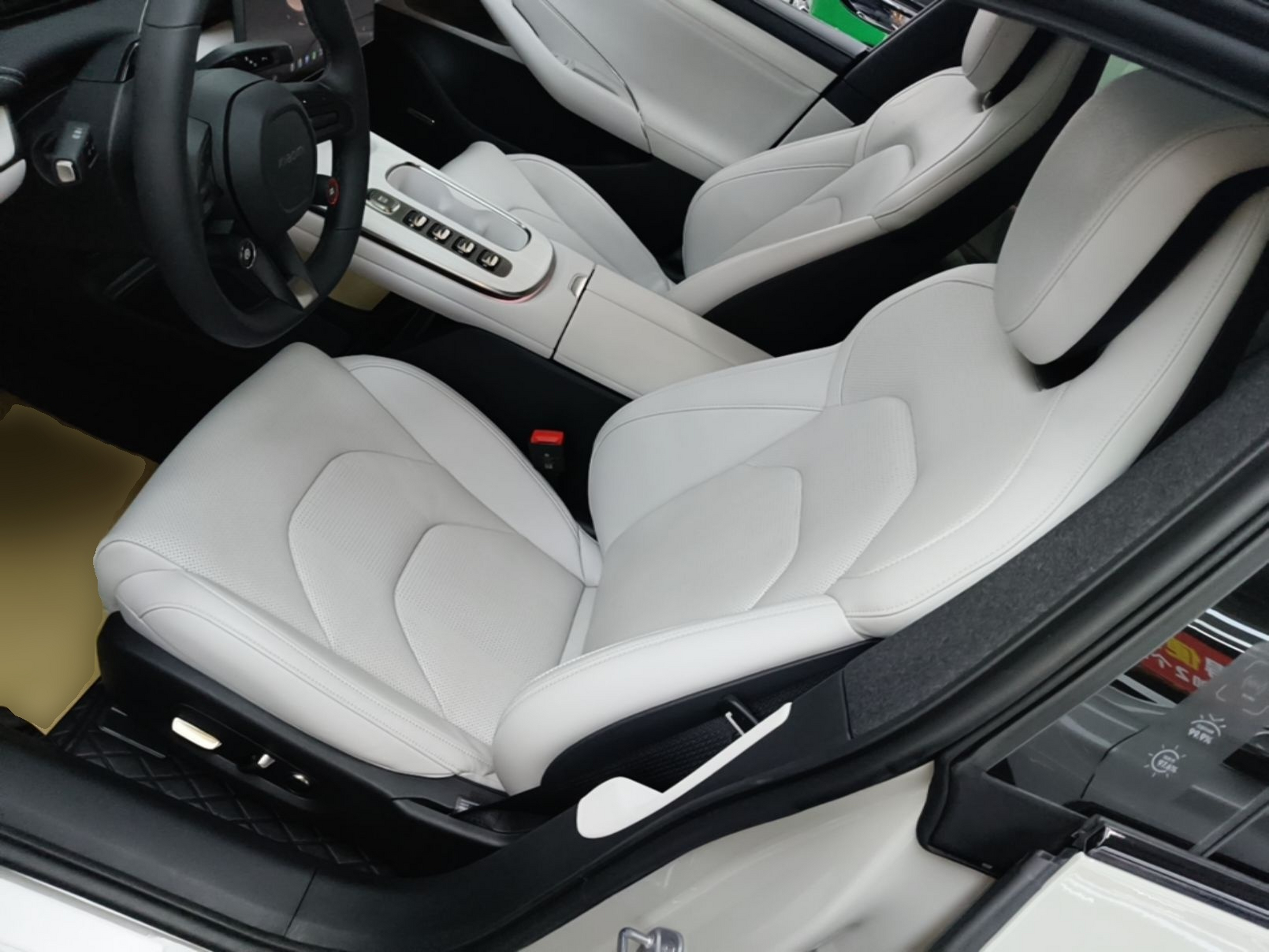 Avant de la voiture