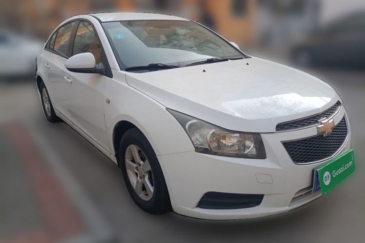 Used Chevrolet Cruze 2013 1.6L SL MT Front Right 45 Deg