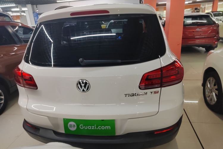 Used Volkswagen Tiguan 2015 1.8TSI Manual Two-Wheel Drive Fashion Edition Rear