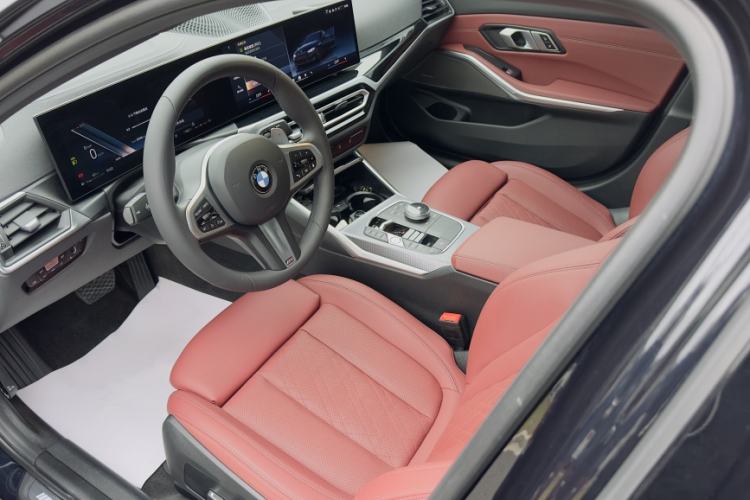 Used BMW 3 Series 2024 325i M Sport Night Edition Package Interior 6