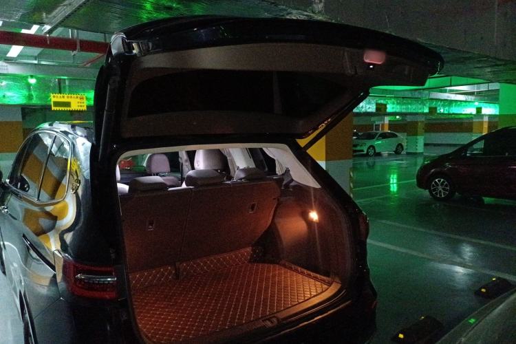 Used Volkswagen Viloran 2023 Revised Version 380TSI Luxury Edition Trunk