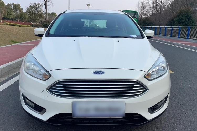 Used Ford Focus 2017 Hatchback EcoBoost 125 Automatic - Ultra-Powerful Style Edition with Smart Drive Features
