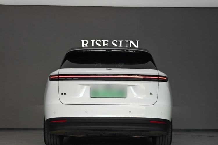 Used Li Auto Li Auto i6 2025 Model Two-Wheel-Drive Standard Type
