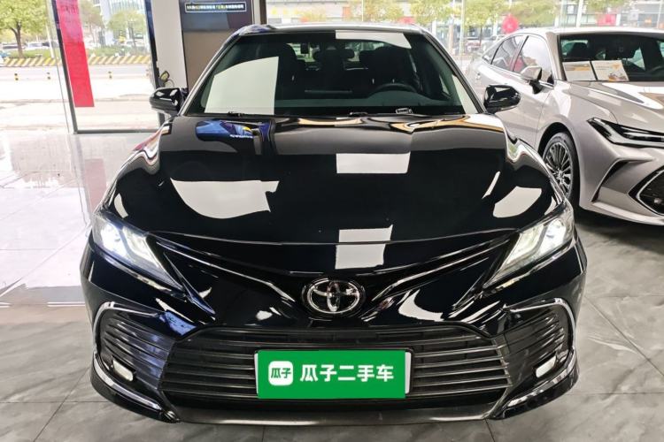 Used Toyota Camry 2021 2.0G Luxury Edition
