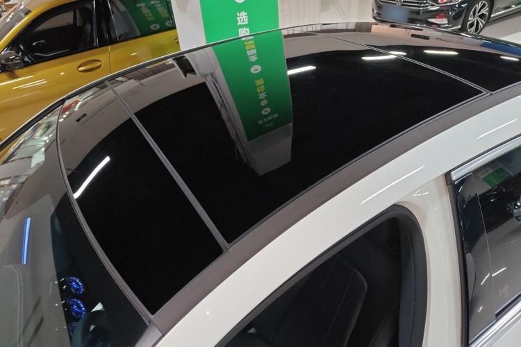 Used Mercedes-Benz A-Class 2020 A 200 L Sport Sedan Roof