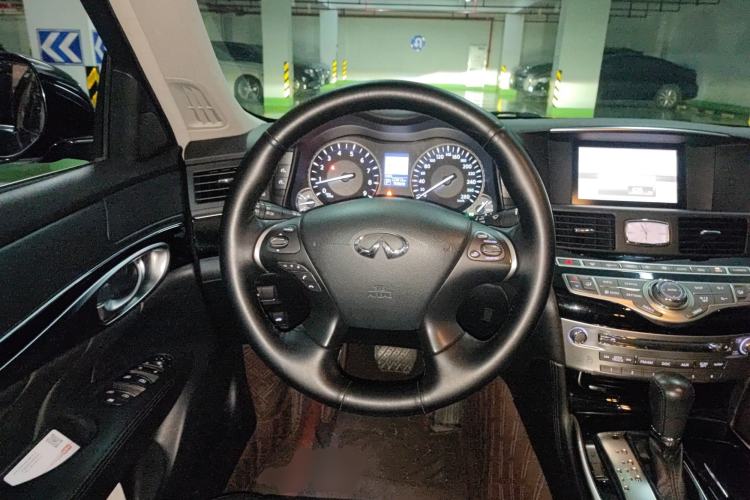 Used Infiniti Q70 2015 Q70L 2.5L Elite Edition Steering Wheel