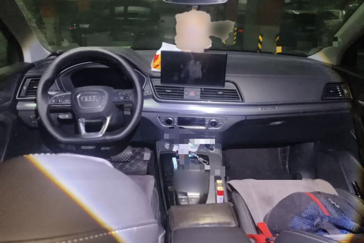 Used Audi Q5L 2022 40T Fashionable and Dynamic Model
