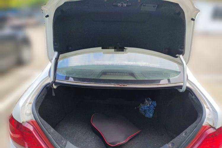 Used BYD e5 2016 300 Luxury Edition Trunk