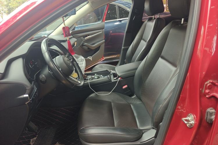 Used Mazda 3 Axela 2021 2.0L Automatic Zhiyao Edition
