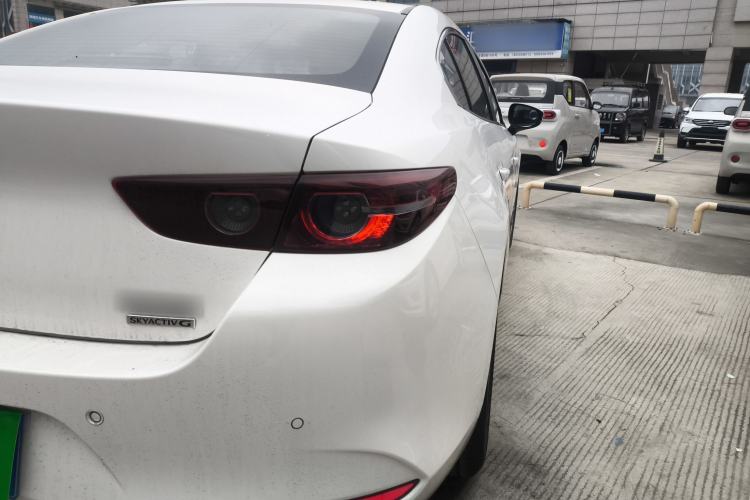 Used Mazda Mazda 3 Axela 2022 2.0L Automatic Zhiqing Edition