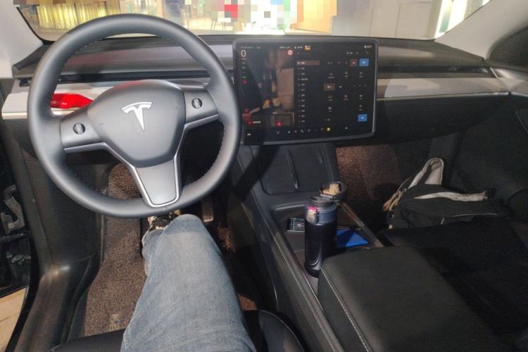 Used Tesla Model Y 2023 Rear-Wheel-Drive Version