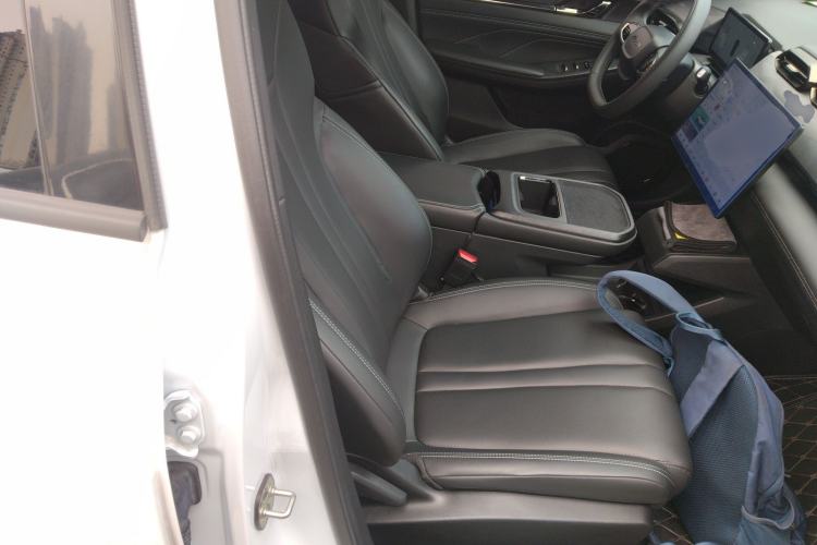 Used Dongfeng Aeolus L7 New Energy 2025 518 Comfort Edition Right Front Seat