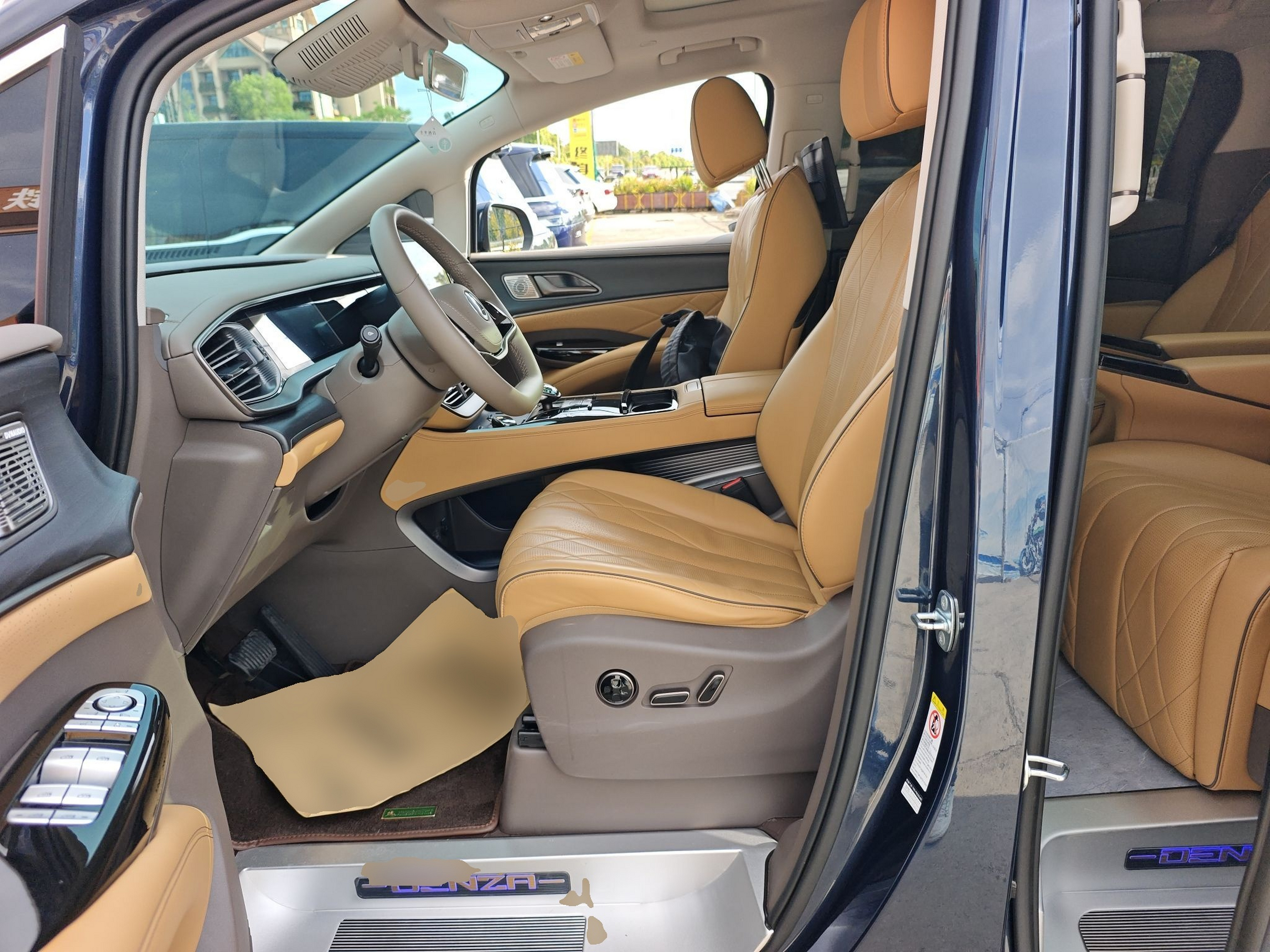 Interior delantero