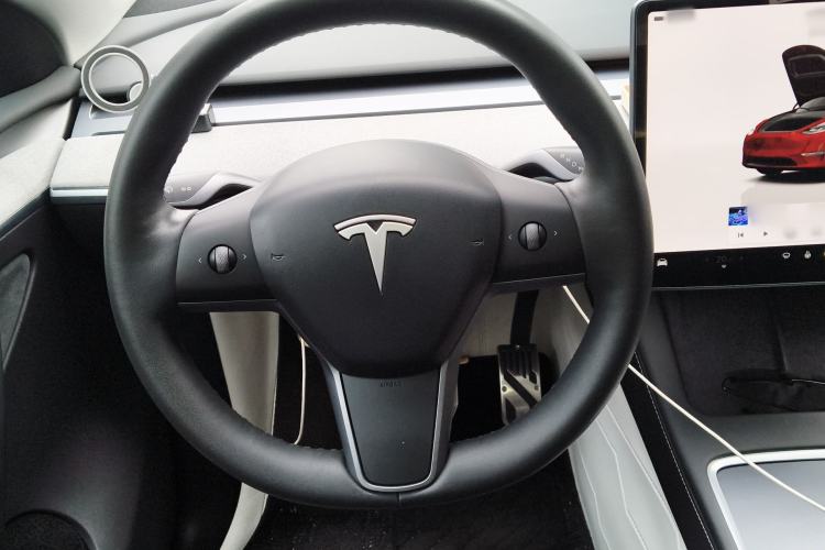 Used Tesla Model Y 2023 Rear-Wheel-Drive Version